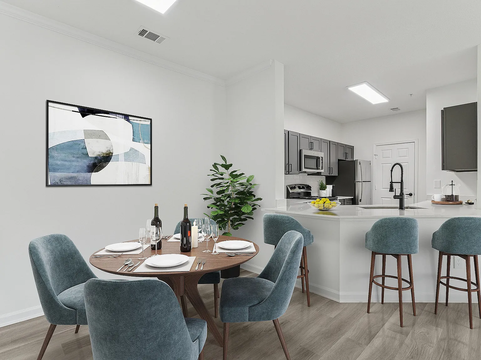 Avana North Point — Photo 4
