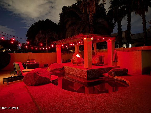 5th image of 318 W Campo Bello Drive