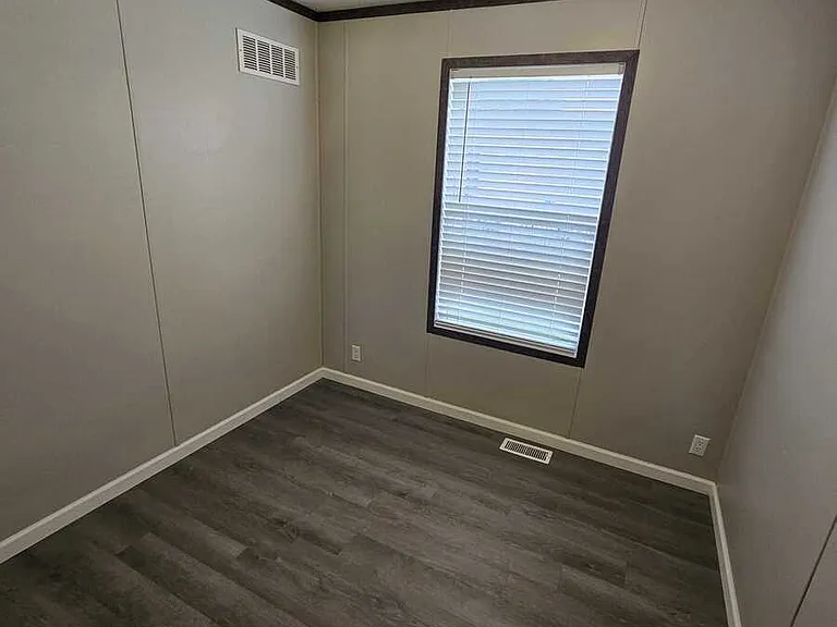 5705 Heather View Ln — Photo 10