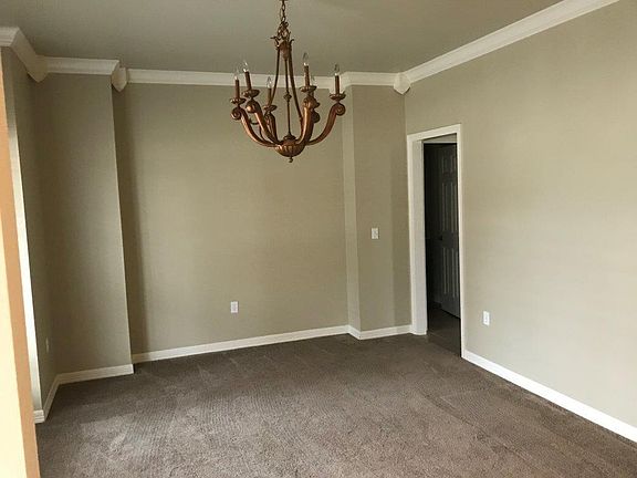 4th image of 2506 Greens Way