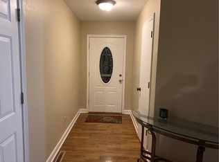 522 Buena Vista Dr, Belton, MO 64012