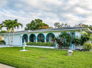 286 SW Lucero Dr, Port Saint Lucie, FL 34983