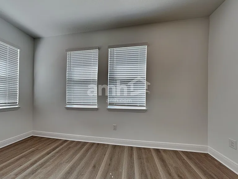 27853 Madison Green Way — Photo 8