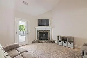2109 Kinsale Ave — Photo 11