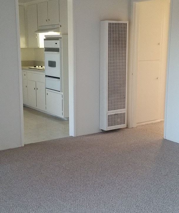 2nd image of 25030 Oak St APT H