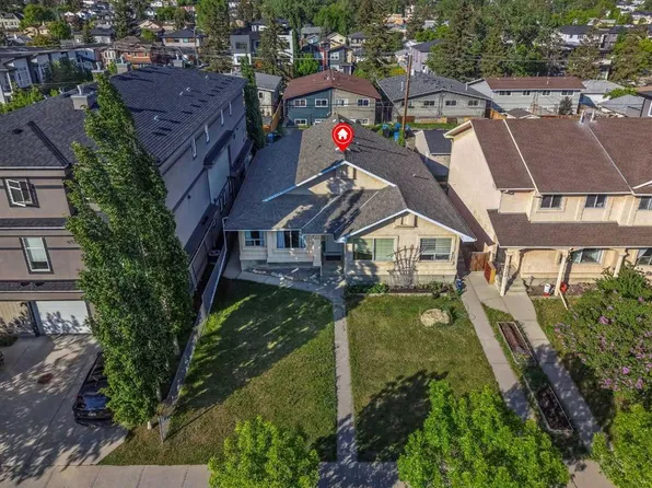 4736 SW 17th Ave NW, Calgary, AB T3B 0P5