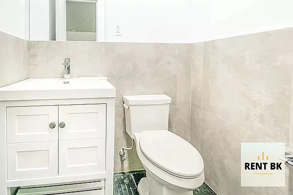 Rented by RENTBK LLC | media 9