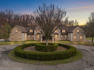 47900 W Nine Mile Rd, Novi, MI 48374