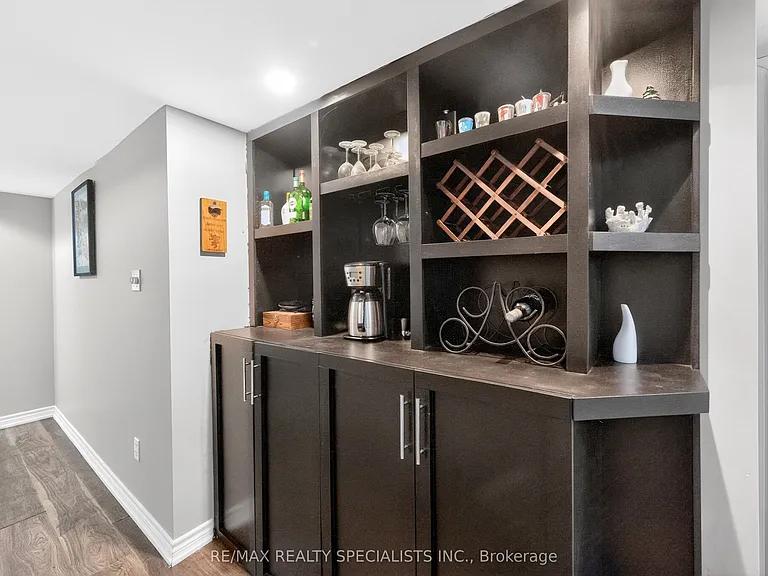 2067 Golden Orchard Trl — Photo 40