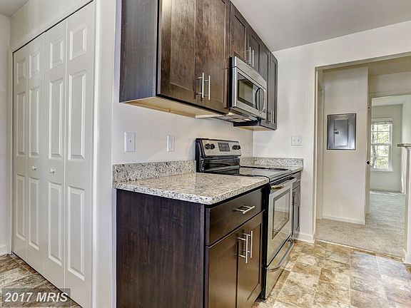 5th image of 5804 Wyndham Cir Unit 302