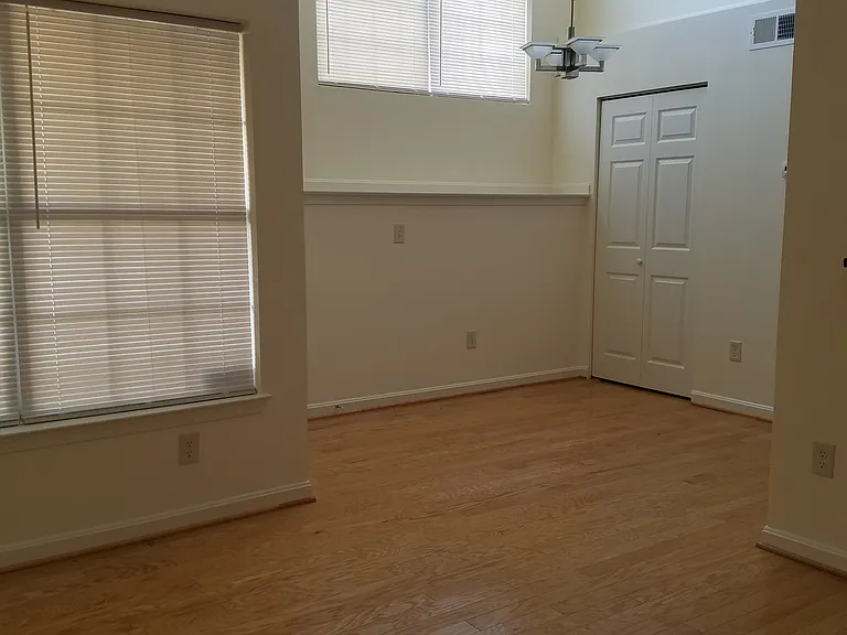 921 Westhaven Dr — Photo 14