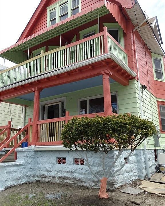 1st image of 95 Wohlers Ave