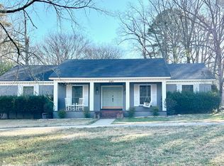 2102 Winchester Dr, Ruston, LA 71270