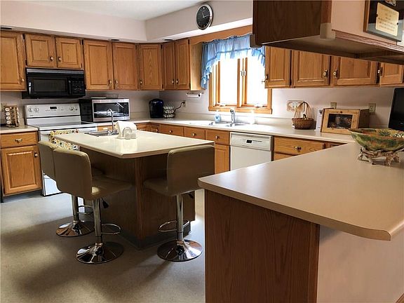 2nd image of 4107 Sunnycrest Dr