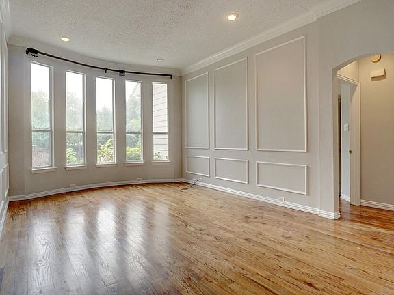 3rd image of 2802 Southwood Ct