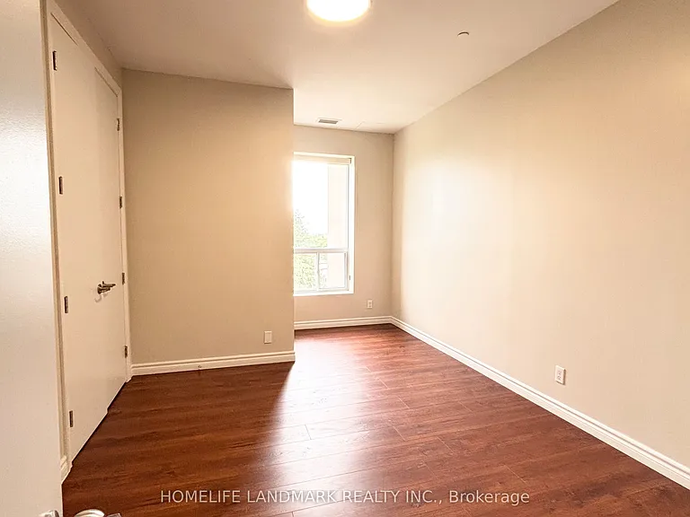 223 Erb St W #501 — Photo 9