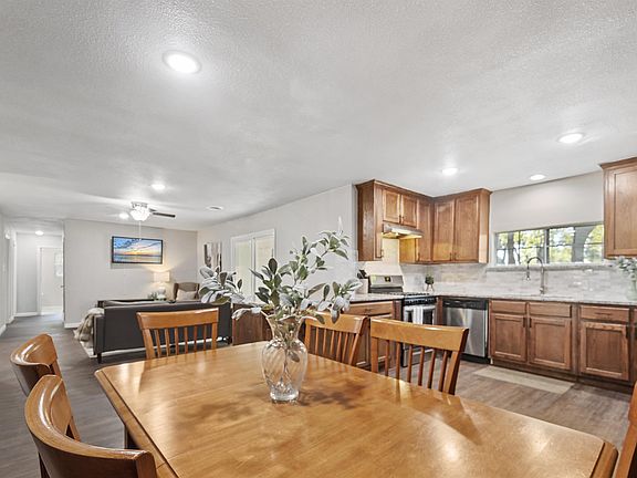 5th image of 200 W Park Row Dr #1E-643982