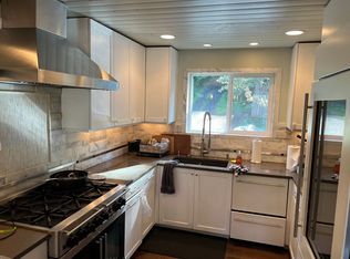 1382 Roy Rd, Bellingham, WA 98229