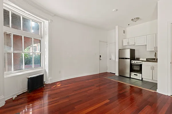 Rented by Douglas Elliman | media 3