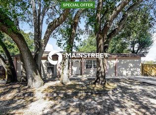 1733 Green Ridge Rd, Tampa, FL 33619