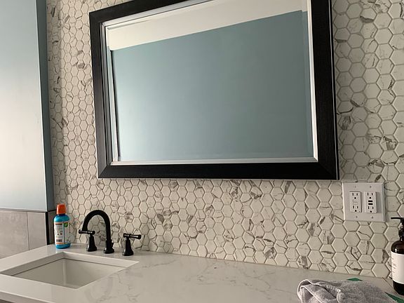 5th image of 16517 Clifton Blvd