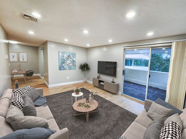 1380A306 East St #306