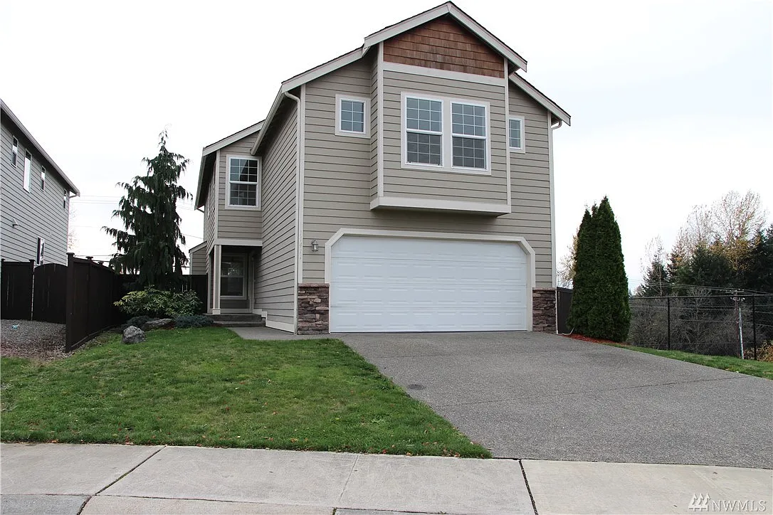 11411 SE 195th Pl photo 1