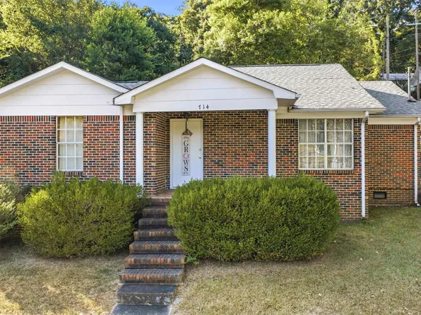 714 Forest Ave NW, Fort Payne, AL 35967