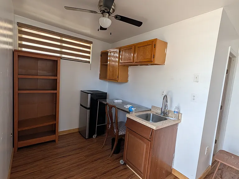 9428 Louvre Dr #1 — Photo 5