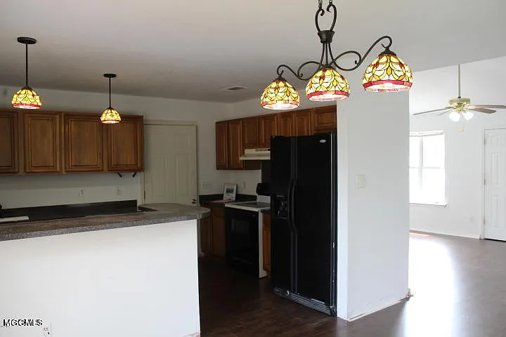 12004 Harmony Cir — Photo 4