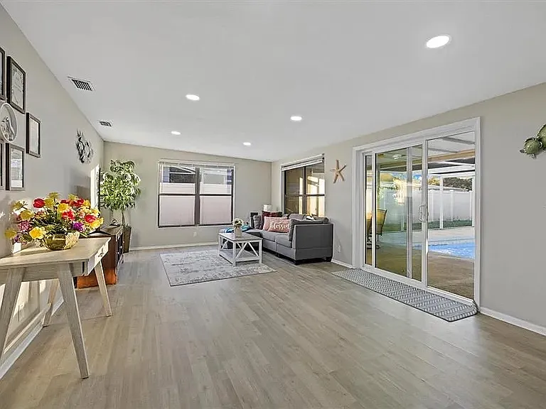 301 N Conrad Ave — Photo 14