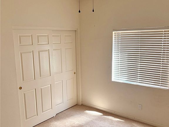 5th image of 3583 Sarasota Ave