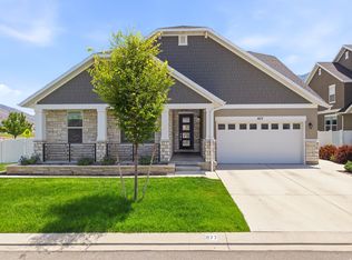 877 S Yarrow Dr, Mapleton, UT 84664