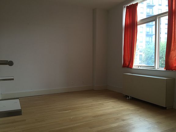 4th image of 114 Troutman St #221RKA
