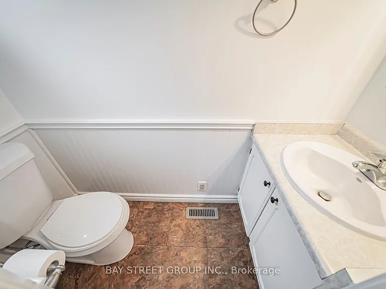 296 Killdeer St W — Photo 47