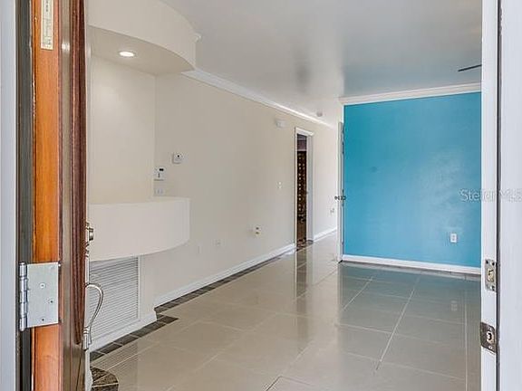 3rd image of 2092 Jessa Dr
