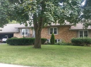 930 Prairie Ave, Naperville, IL 60540