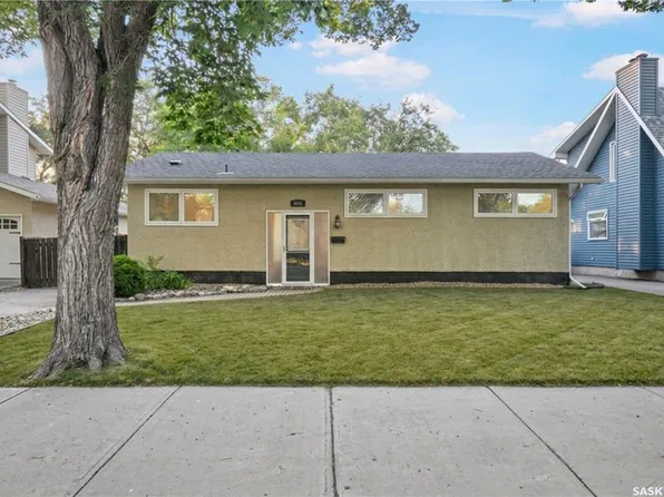828 Shannon ROAD, Regina, SK S4S 5K2