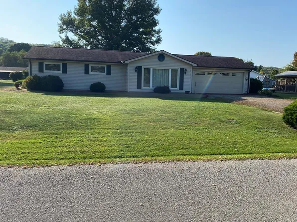 207 Reisenman Dr, Cooperstown, PA 16317