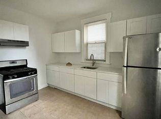139 Wegman Pkwy #3, Jersey City, NJ 07305