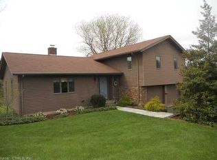 1 Red Bud St, Middletown, CT 06457