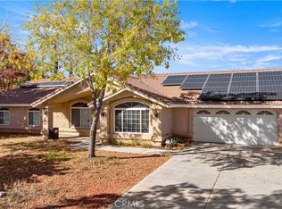 6998 Summit Valley Rd, Hesperia, CA 92345