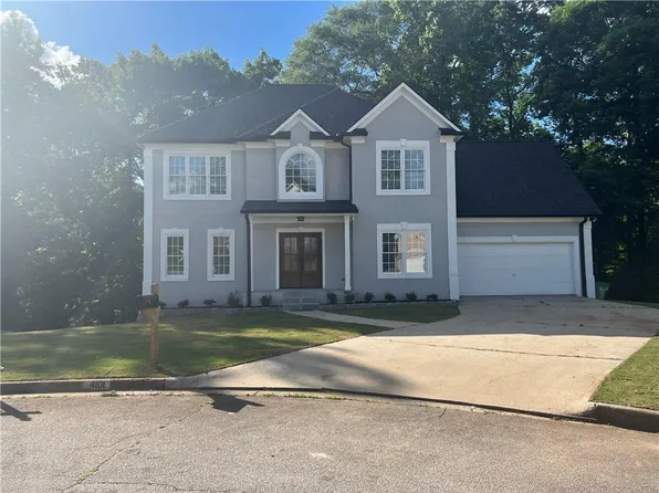 4101 Sweetwater Fls, Ellenwood, GA 30294