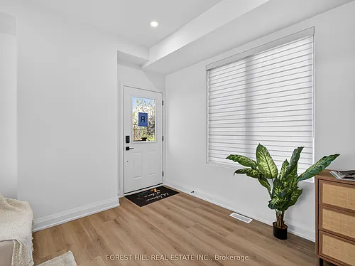 1 Dunsmore Gdns #R Photo 1