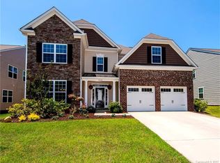 5719 Castlecove Rd, Charlotte, NC 28273