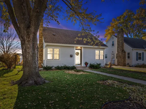 3274 Library Ln, Saint Louis Park, MN 55426