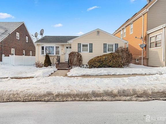 2nd image of 39 Leick Ave