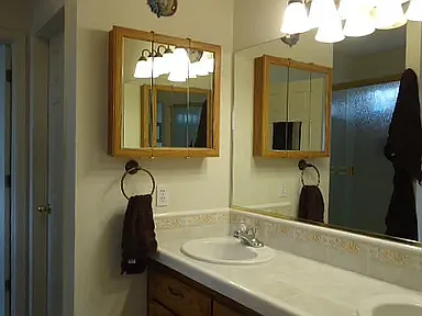 9225 Stanford Ln — Photo 12