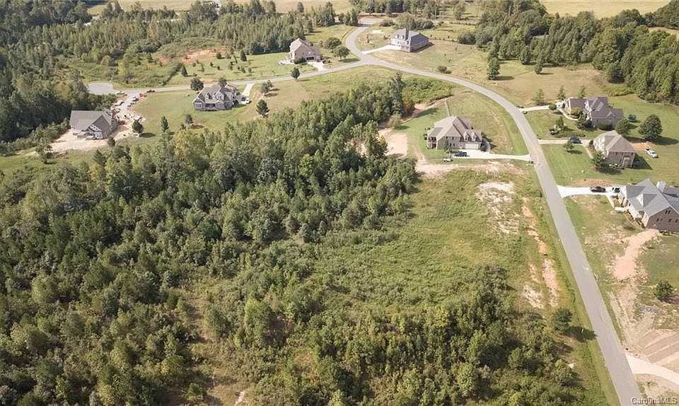 2nd image of 2811 Harrington Pl Lot 17