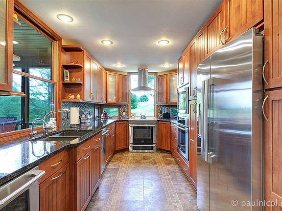 2nd image of 532 Territory Dr